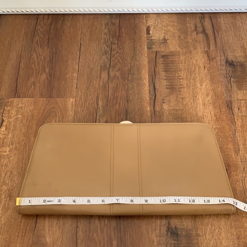 Vintage Leather Adolf Clutch - Picture 6 of 7